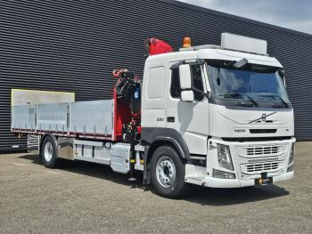 Volvo FM 330 4x2 / EFFER 12.5 t/m CRANE / KRAN